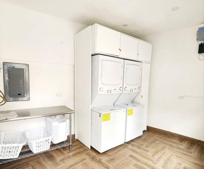 シウダー・フアレス* Elegante * Departamento Pitagoras 4アパートメント エクステリア 写真